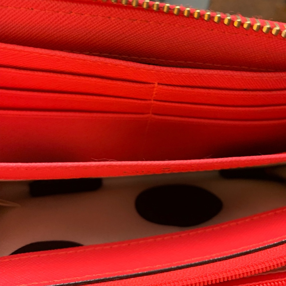 Kate Spade Wallet - Picture 5 of 6